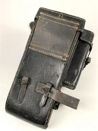 Kavallerie, Behälter aus Ersatzmaterial für Scherenfernrohr. Guter Gesamtzustand, datiert 1942