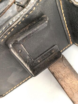 Kavallerie, Behälter aus Ersatzmaterial für Scherenfernrohr. Guter Gesamtzustand, datiert 1942