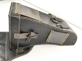 Kavallerie, Behälter aus Ersatzmaterial für Scherenfernrohr. Guter Gesamtzustand, datiert 1942