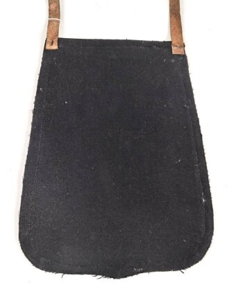 "Säbeltasche" für eine Kinderuniform. 22 x 29cm
