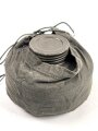 Filter zur Pferdegasmaske 41 der Wehrmacht. Ungebrauchtes Stück in sehr gutem Zustand, in der zugehörigen Transporthülle