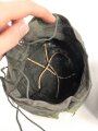 Filter zur Pferdegasmaske 41 der Wehrmacht. Ungebrauchtes Stück in sehr gutem Zustand, in leicht defekterTransporthülle