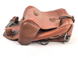 Packtasche für Berittene der Wehrmacht Modell 1940. Sehr guter Zustand, datiert 1942