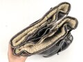 Luftwaffe, Paar Stiefel für fliegendes Personal. Getragenes Paar,  alle Reissverschlüsse und Druckknöpfe gängig. Sohlenlänge 28,5cm