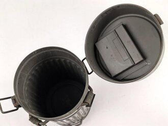 Luftschutz Gasmaskendose. Originallack, Hersteller "AUER"