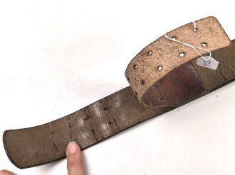 Lacklederkoppelriemen Wehrmacht. Gebraucht, Gesamtlänge 101cm