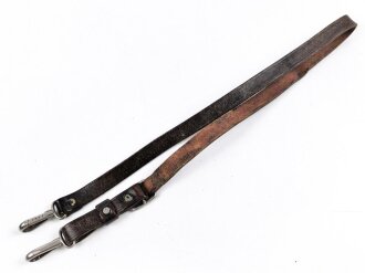 Trageriemen für diverse Taschen der Wehrmacht. Braunes Leder , Gesamtlänge wie fotografiert 92cm