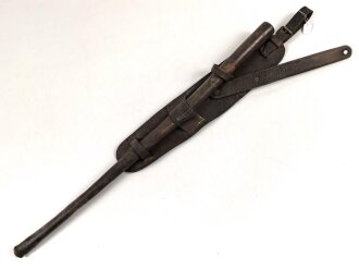 Kaiserreich, Sattelhalter für einen Degen ? Ohne erkennbare Stempelung, habe ich so noch nie gesehen, Länge der Lederhülle 76cm,