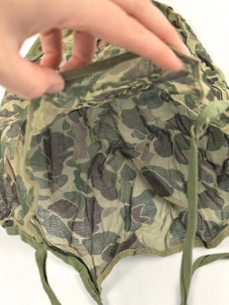 U.S. Marine Corps WWII, “Duck Hunter” camo helmet cover with mosquito net. Unissed