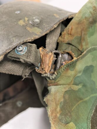 U.S. Army, Vietnam war paratrooper helmet. Mitchell cover dated 1967, uncleaned