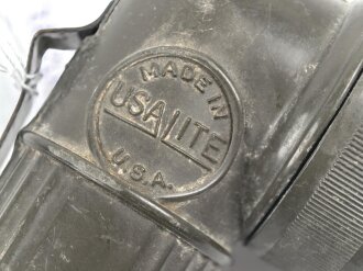 U.S. Army WWII, TL-122 D flashlight. not tested, uncleaned