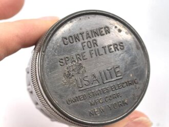 U.S. Army WWII, TL-122 D flashlight. not tested, uncleaned