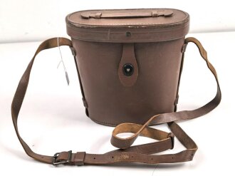 U.S. WWII , 7 x 50 Binocular M16 with case, carrying  M24. Very good condition, clear optics