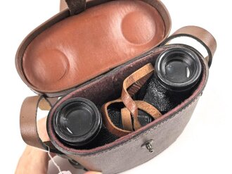 U.S. 1943 dated  6 x 30 Binocular M3, with case, carrying  M17. Very good condition, clear optics
