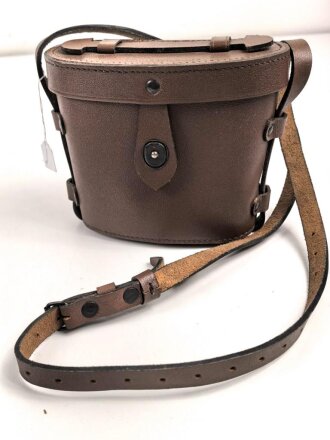 U.S. 1943 dated  6 x 30 Binocular M3, with case, carrying  M17. Very good condition, clear optics