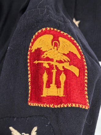 U.S. Navy WWII, Soldiers uniform,  "Amphibious Forces " patch as well as "ruptured duck"