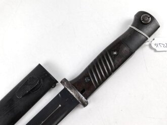 Seitengewehr M84/98 für K98 der Wehrmacht. Nummerngleiches Stück Coppel 1940. Die Scheide überlackiert