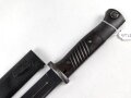 Seitengewehr M84/98 für K98 der Wehrmacht. Nummerngleiches Stück Coppel 1940. Die Scheide überlackiert