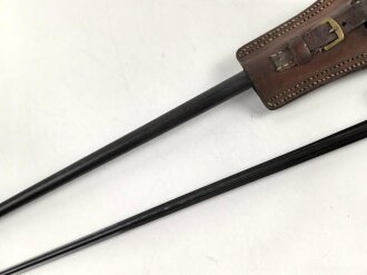 Frankreich, Epee Seitengewehr Modell 1886 Lebel, in Koppelschuh