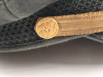 U.S. Army , Officers visor hat " Flight Ace" . Looks like a second sweat band sewn in to make hat smaller. Is now 56cm