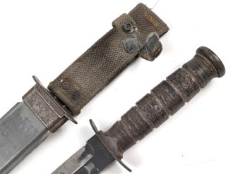 U.S. Navy WWII , MARK 2 fighting  knife by Camillus. Used, good condition