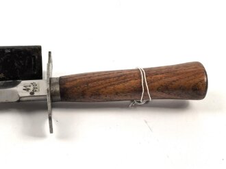 Frankreich 2.Weltkrieg, Kampfmesser "GONON 41" Unter deutscher Besatzung Hergestellt und so an Deutsche Soldaten in Norwegen ausgegeben. Guter Zustand