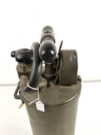 U.S. 1944 dated Hand Fire Extinguisher. " War time emergency Model"  Good condition, empty, NO OVERSEAS SHIPPING