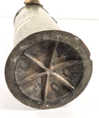U.S. 1944 dated Hand Fire Extinguisher. " War time emergency Model"  Good condition, empty, NO OVERSEAS SHIPPING