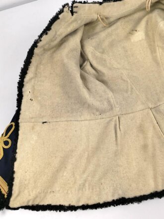 Preussen, Pelz für Mannschaften des Leib Garde Husaren Regiments. Kammerstück in gutem Gesamtzustand, lediglich der Pelz hat in Teilen etwas gelitten.