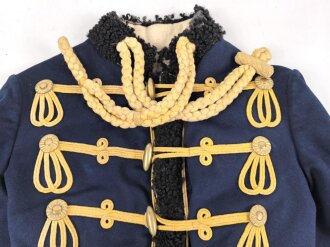 Preussen, Pelz für Mannschaften des Leib Garde Husaren Regiments. Kammerstück in gutem Gesamtzustand, lediglich der Pelz hat in Teilen etwas gelitten.