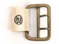 Zweidornschnalle nach Vorschrift der NSDAP. 58mm Höhe, vergoldet. Ungetragen, mit RZM Etikett