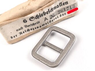 6 Schiebeschnallen nach Vorschrift der NSDAP. ( Für...