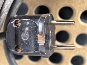 Seibt Empfänger ER1, Ln 25466. Überlackiertes Stück, Rückwand neuzeitlich ergänzt, restauriert, Funktion nicht geprüf. Gewaltiges Gerät, Breite 65cm
