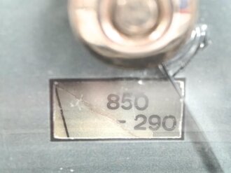 Seibt Empfänger ER1, Ln 25466. Überlackiertes Stück, Rückwand neuzeitlich ergänzt, restauriert, Funktion nicht geprüf. Gewaltiges Gerät, Breite 65cm