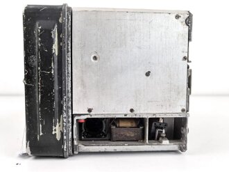 Luftwaffe Empfänger E.10L , Ln 26593 , Originallack, leicht verbastelt, Funktion nicht geprüft