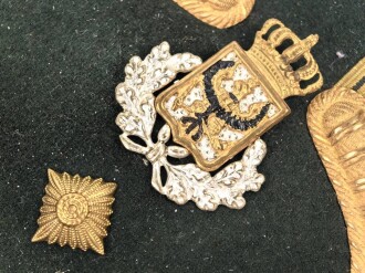 Preussen,  Paar Epauletten für einen höheren Forstbeamten, leicht getragenes Paar