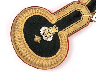 Preussen,  Paar Epauletten für einen höheren Forstbeamten, leicht getragenes Paar