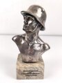 Tischbüste Spritzguß versilbert auf Mormorsockel. " Hochzeitsgeschenk vom UnteroffiziersKorps 11. Komp. I.R. 18". Gesamthöhe 23cm, leider defekt.