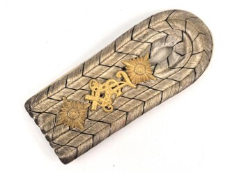 Preussen, einzelnes Schulterstück für einen Hauptmann der Feldartillerie Schießschule