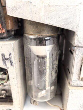 10 Watt Sender h, ( 10 W.S.h.) datiert 1940,  für Sturmgeschütz . Originallack , Funktion nicht geprüft