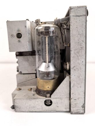 10 Watt Sender h, ( 10 W.S.h.) datiert 1940,  für Sturmgeschütz . Originallack , Funktion nicht geprüft