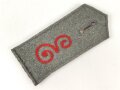1. Weltkrieg,  einzelne Schulterklappe für einen Angehörigen eines Eisenbahn Regimentes, ohne Nummer