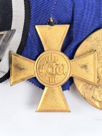 Preußen Ordenspange , Eisernes Kreuz 2. Klasse 1914, Dienstauszeichnung 25 Jahre, Centenarmedaille. Meiner Meinung nach Anfertigung aus dem 1930iger Jahren