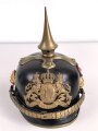 Polizei Bayern, Helm für Angehörige der Gendarmerie um 1920 unter Verwendung eines Korpus einer ehemals Militärhaube. Guter Gesamtzustand, die bayrische Kokarde fehlt.