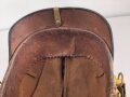 Polizei Bayern, Helm für Angehörige der Gendarmerie um 1920 unter Verwendung eines Korpus einer ehemals Militärhaube. Guter Gesamtzustand, die bayrische Kokarde fehlt.