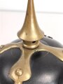Polizei Bayern, Helm für Angehörige der Gendarmerie um 1920 unter Verwendung eines Korpus einer ehemals Militärhaube. Guter Gesamtzustand, die bayrische Kokarde fehlt.