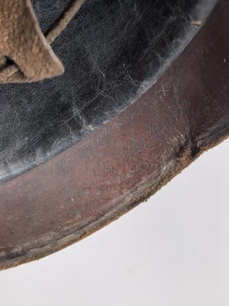 Bayern, Pickelhaube für Mannschaften in einem Landwehr Infanterie Regiment. Unvollständig, das Leder angetrocknet