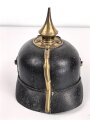 Bayern, Pickelhaube für Mannschaften in einem Landwehr Infanterie Regiment. Unvollständig, das Leder angetrocknet