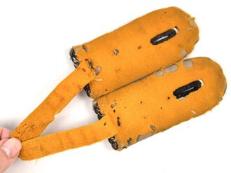 Preußen, Paar Schulterstücke für einen Offizier, die Auflagen fehlen, Länge 10cm