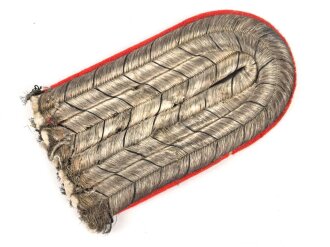 Preußen, einzelnes Schulterstück für einen Offizier, die Auflagen fehlen, Länge 9,5cm